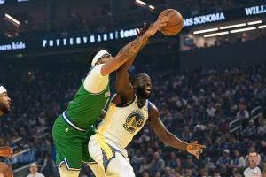 Giro muerto | El oportuno gol de Stephen Curry ayuda a los Warriors a derrotar a los Mavericks