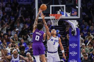 Giro muerto | Los Hornets pierden a Kon Knueppel por lesión pero derrotan al Magic en Orlando