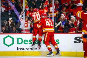 Giro muerto | Los Skidding Bruins inician el swing en el oeste de Canadá frente a los crecientes Flames