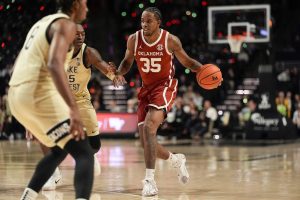Giro muerto | Oklahoma pretende seguir reteniendo el balón contra Mississippi Valley St.