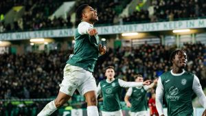 Hibs 2-0 Aberdeen: el equipo de David Gray toma nota de la gloria del derbi de Edimburgo al superar a los Dons en Easter Boulevard