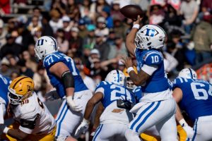 Giro muerto | Duke supera a Arizona Convey mientras las ofensivas brillan en el Sun Bowl
