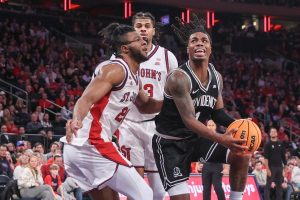 Giro muerto | Después de un comienzo tedioso, Providence ruge ante St. John’s 77-71