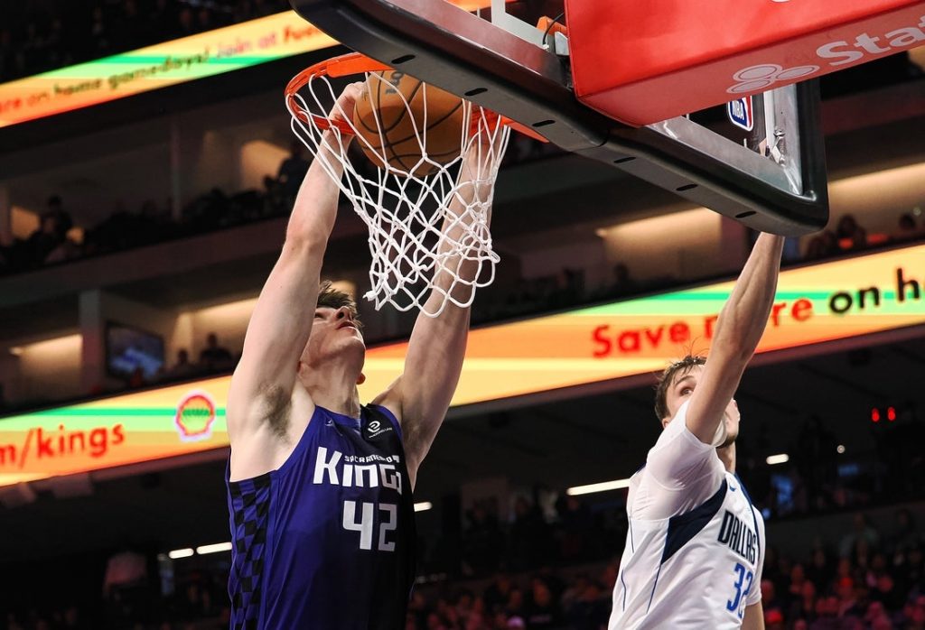 Giro muerto | Mavericks y Kings buscan refuerzos a medida que se acerca el punto medio de la temporada