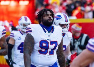 Giro muerto | Pagos que viven DT Jordan Phillips en IR, señal CB Dane Jackson