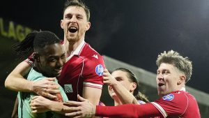 Wrexham 3-3 Nottingham Woodland (Wrexham obtiene 4-3 en los penaltis): el equipo del campeonato llega a la cuarta ronda de la Copa FA después de un thriller