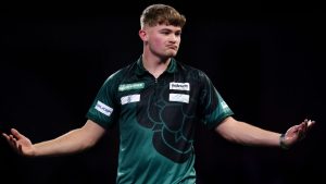 Escuela de clasificación del PDC Tour: Charlie Manby y Jeffrey de Zwaan aceptan las cartas del Tour 2026 mientras Fallon Sherrock se pierde