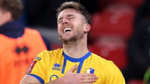 Mansfield sorprende al Sheffield United mientras Norwich, West Brom y Hull avanzan a la cuarta ronda de la Copa FA