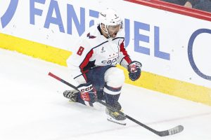 Giro muerto | Alex Ovechkin se calienta antes de la llegada de Caps contra Predators