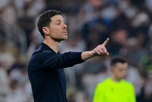 Giro muerto | Técnicas de piezas del Real Madrid con el entrenador Xabi Alonso