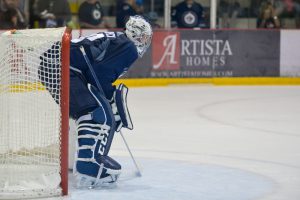 Los Islanders caen rápidamente en una emocionante derrota por 5-4 ante los Jets en Winnipeg