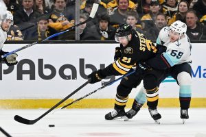 Giro muerto | Los Bruins no pierden el tiempo y vencen al Kraken de punta a punta