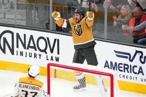 Giro muerto | Brand Stone busca empatar la marca de puntuación mientras los Golden Knights dan la bienvenida a los Flyers