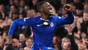 Chelsea 1-0 Pafos: un cabezazo pausado de Moisés Caicedo eleva a los Blues de Liam Rosenior al octavo puesto en la tabla de la Liga de Campeones