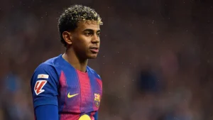 Por qué no juega Lamine Yamal en el Barcelona vs. Slavia Praga por la Champions League | Carrying Data Spain