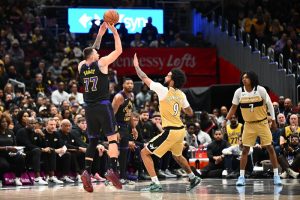 Giro muerto | Luka Doncic logra un triple-doble de 37 niveles mientras los Lakers aplastan a los Wizards