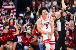 Giro muerto | El No. 1 Arizona trae brisa al enfrentamiento contra el No. 11 Kansas