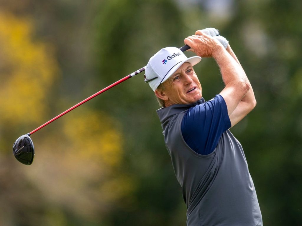 Giro muerto | David Toms dispara 63 para robar ventaja de 3 golpes en Chubb Traditional