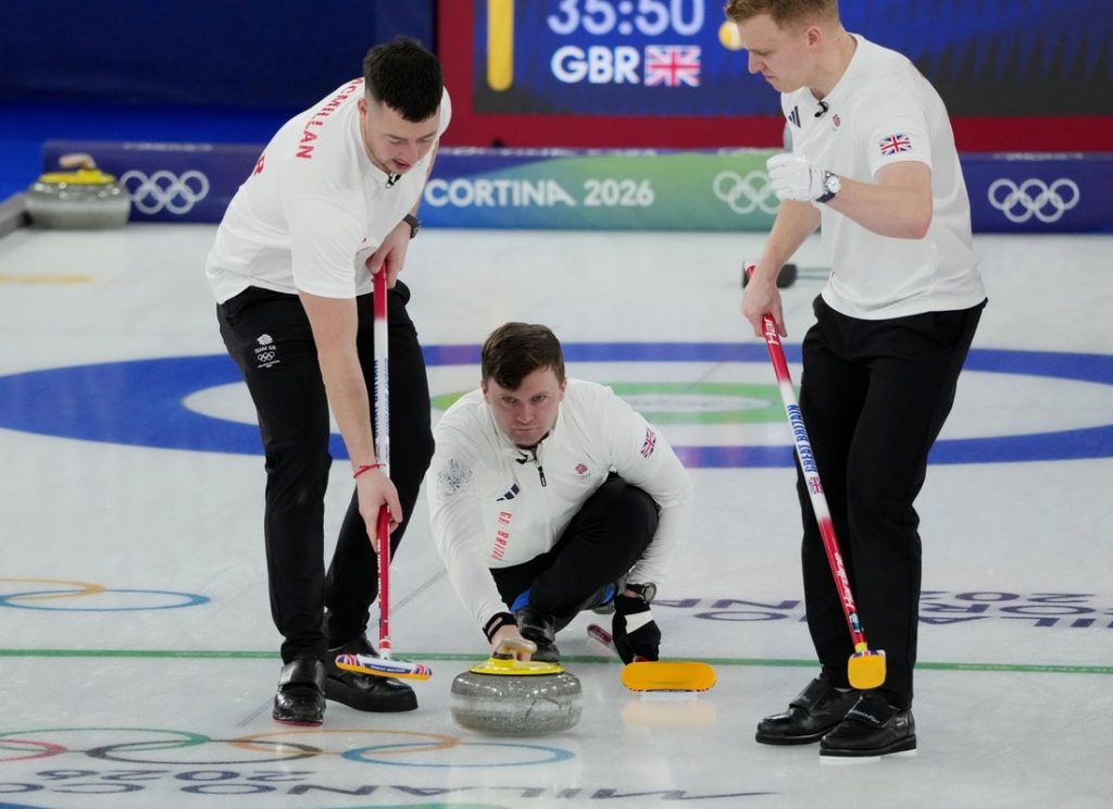 Giro muerto | Los campeones mundiales Colossal Britain jugarán contra Canadá por el oro en curling masculino