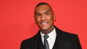 Conor Benn apunta a Ryan García y al título mundial, descarta a Floyd Mayweather. La pelea aún presentaría a Chris Eubank Jr en 168 libras.