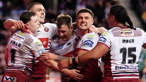 Liga deseable: Wigan Warriors daña a Leigh Leopards en una gran victoria para seguir ganando al comienzo de la temporada
