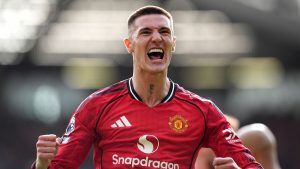 Man Utd 2-1 Crystal Palace: Benjamin Sesko completa la recuperación contra los Eagles de 10 hombres para continuar con el comienzo invicto de Michael Carrick