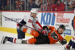 Giro muerto | Los Caballeros inventan a F Nic Dowd y diseñan a F Price Stone en IR