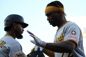 Giro muerto | Resumen de entrenadores de primavera: Andrew McCutchen conduce a una velocidad clave en el debut de los Rangers