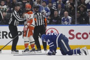 Giro muerto | Auston Matthews de Maple Leafs lesionado contra Geese