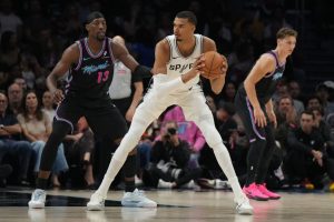 Giro muerto | Victor Wembanyama, los Spurs en ascenso se enfrentan a unos Grizzlies agotados