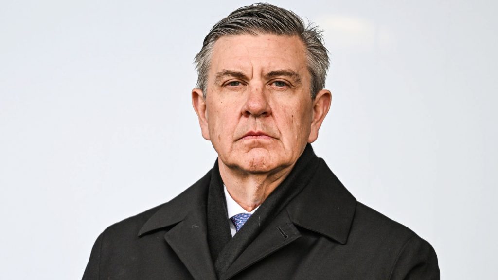 Preguntas y respuestas de los Rangers sobre la revelación de fragmentos de £ 16 millones, planes de transferencia, choque de fanáticos de Mature Company, futuras asignaciones de seguimiento de Celtic Park, cumbre de árbitros VAR y más