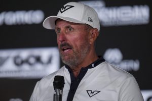 Giro muerto | Phil Mickelson fuera del Masters por tema de salud familiar