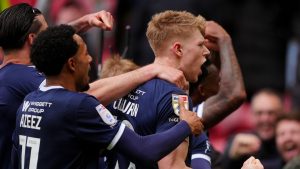 Funciones de conversación de campeonato: los autos de golpe de Millwall comienzan a tambalearse; Wrexham asiste al choque de seis