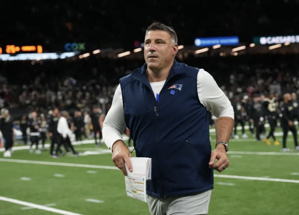 Mike Vrabel se salta la convención de prensa de los Patriots en medio de la controversia entre temporada baja | Deadspin.com