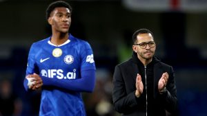 Chelsea 0-1 Manchester United: Liam Rosenior admite que no sabe qué sanciones habrá si no logra traer el fútbol de la Liga de Campeones