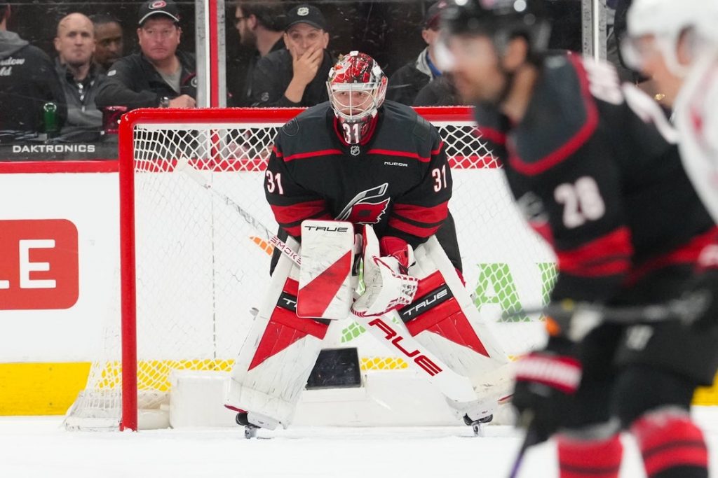 Giro muerto | Frederik Andersen y los huracanes vislumbran que cerrarán a los senadores en el deporte 2