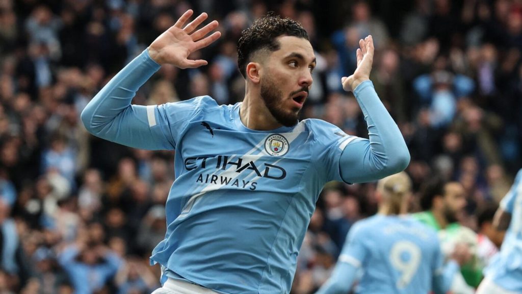 Huida del título de la Premier League: el apoyo del Arsenal está en la cima a pesar de perder al segundo lugar después de que Man Metropolis venciera a Burnley, dice Paul Merson