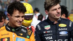 Lando Norris ve que Max Verstappen permanecerá en la F1 ‘más que nosotros ceceando’ mientras espera seguir compitiendo con el piloto de Pink Bull
