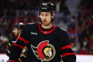 Giro muerto | Sens D Jake Sanderson (conmoción cerebral) se perderá el Juego 4
