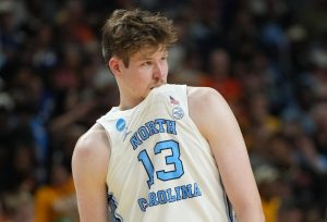 Giro muerto | Documento: Henri Veesaar, de Carolina del Norte, ingresará al draft de la NBA