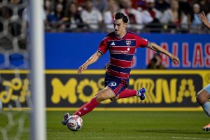 Giro muerto | Dallas intenta conseguir su primera repetición en Crimson Bulls en veinte años