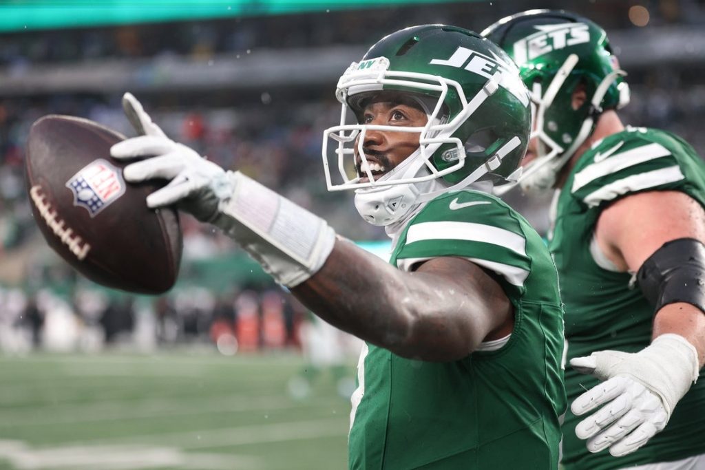 Giro muerto | Archivo: Los Packers firman al QB Tyrod Taylor como respaldo