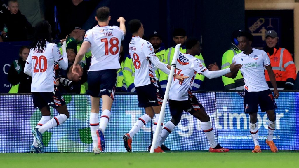 Bolton Wanderers 1-0 Bradford City: Amario Cozier-Duberry anota el gol de la victoria para los Trotters en la semifinal del play-off de la League One