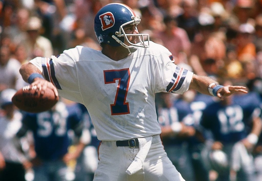 Giro muerto | Craig Morton, mariscal de campo de Ring of Honor de los Broncos, muere a los 83 años