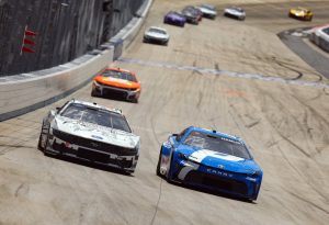 Giro muerto | Denny Hamlin se recupera para recibir el All-Star Speed