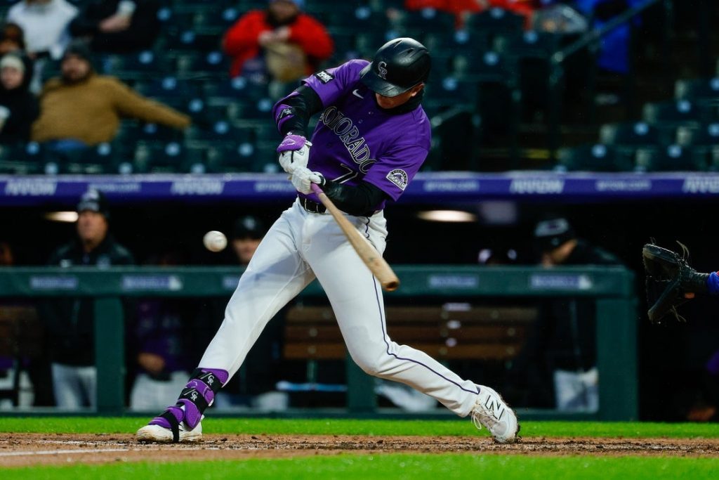 Giro muerto | Los Rockies aguantan para vencer a los Rangers