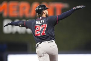 Giro muerto | Los Bravos aplastan a Janson Junk y los Marlins logran una adquisición desbocada