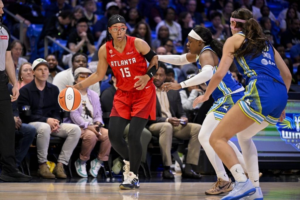 Giro muerto | Atlanta busca a la máxima anotadora Allisha Gray en la revancha contra Dallas