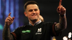 Baltic Sea Darts Open: Luke Woodhouse gana nuevamente y logra su primer título del Tour Europeo al vencer a Ryan Joyce