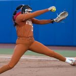 Texas gana títulos de WCWS de mano a mano con recuperación G2 frente a Texas Tech